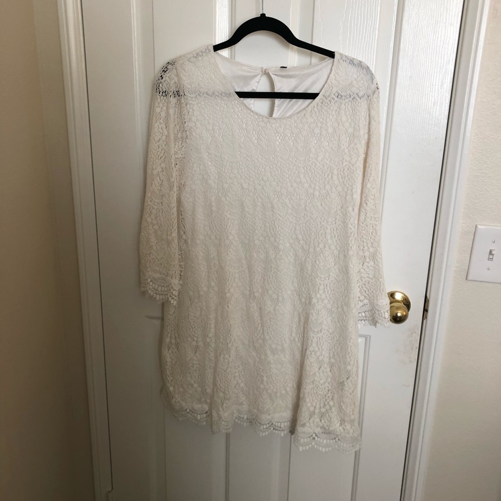 white lace dress